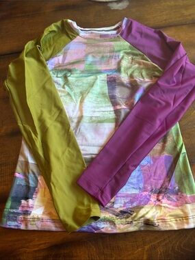 Seea Multi-Color Long Sleeve Doheny Rash Guard — Olive Green & Plum Medium
